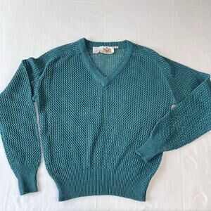 August Max Vintage Green Eyelet Sweater V-Neck Women's size Medium Silk Blend